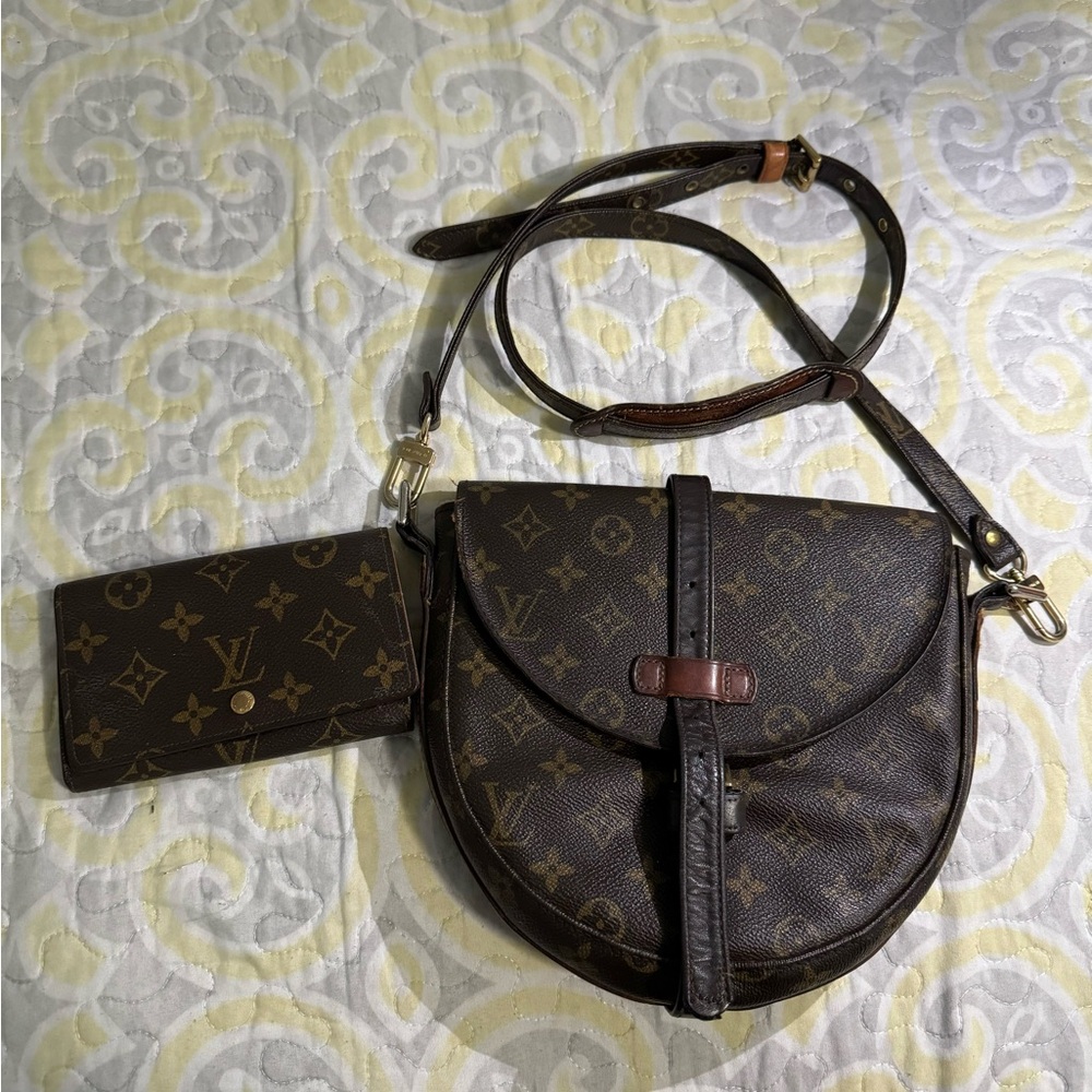 Louis vuitton crossbody Lv monogram